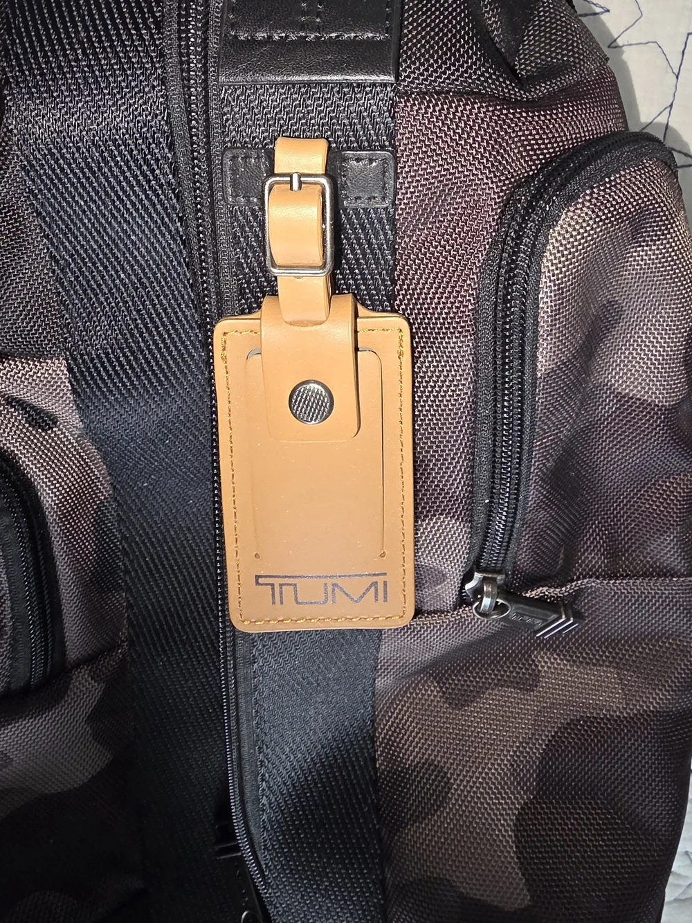 TUMI Fremont Higgins Sling Bag Camouflage/Brown